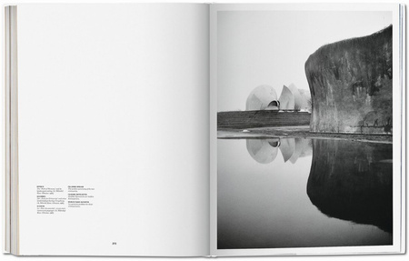 CCCP. Cosmic Communist Constructions wer. angielska