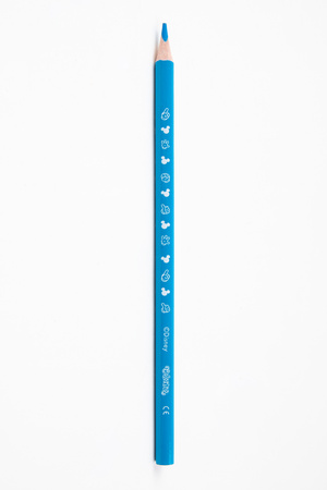 Kredki ołówkowe trójkątne Colorino Kids 13 kolorów 12 sztuk z temperówką Mickey