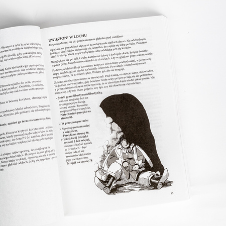 W mroku wieży. Gra książkowa