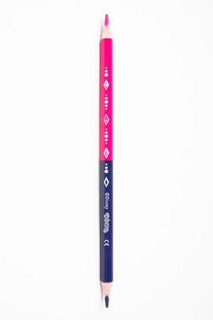 Kredki ołówkowe trójkątne Colorino Kids 24 kolorów 12 sztuk z temperówką  Frozen