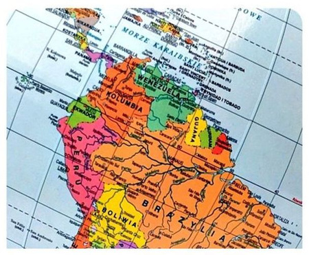 Globus 160 polityczny