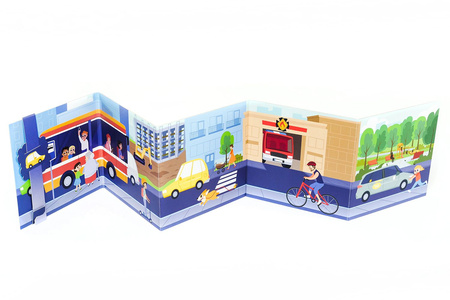 Spacer po mieście. Podróżuj po książce 18 mies.+