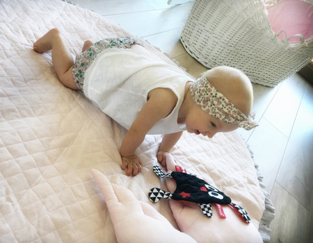 Szeleścik z gwiazdką Czarny