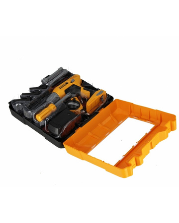 Narzędzia w walizce