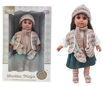Lalka słodka Maja w zimowym stroju