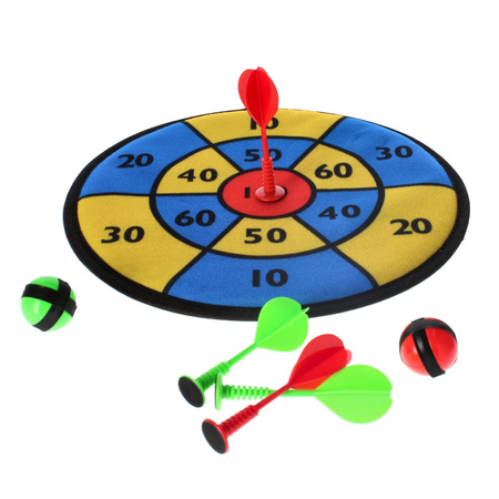 Tarcza z piłeczkami rzutkami