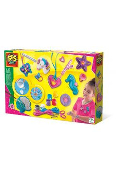 Odlewy gipsowe z farbami Biżuteria