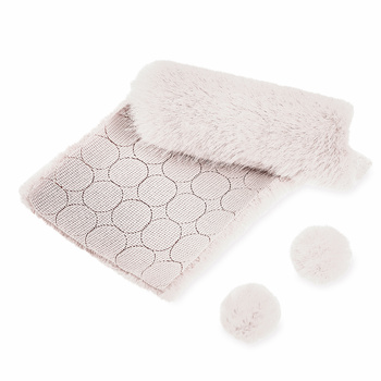 Futerkowe pompony białe na taśmie 3cm 50szt.