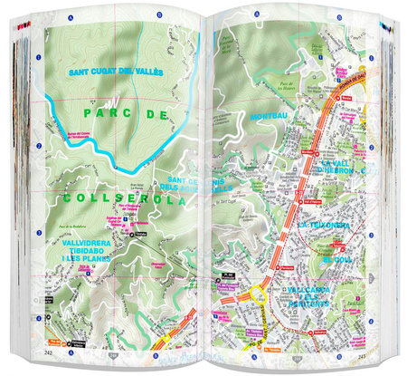 Barcelona przewodnik z atlasem 2024