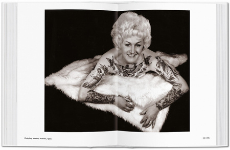 1000 Tattoos wer. angielska