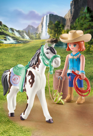 Playmobil Ellie i Sawdust ćwiczące western riding 71358