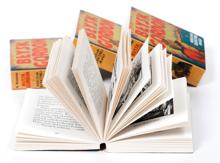 Błysk Gordon i królowa Błękitnej Magii