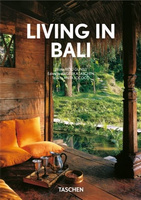 Living in Bali wer. angielska